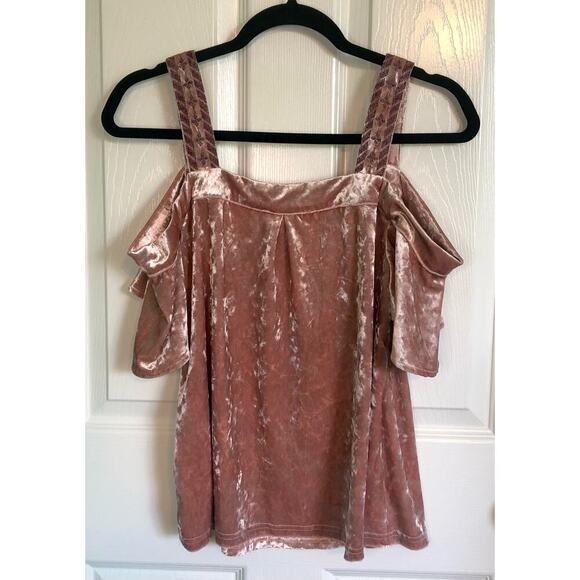 Lucky Brand Pink Crushed Velvet Cold Shoulder Top Embroidered Straps - Size XS - Picture 7 of 7